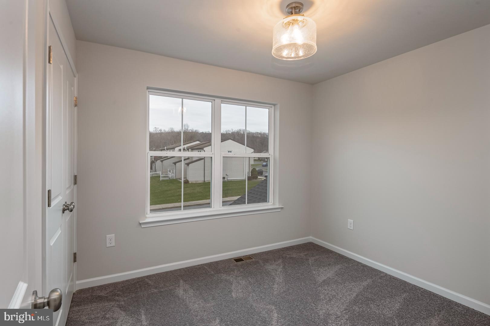 HAWKSTONE VILLAGE - Residential