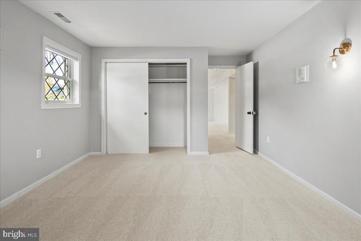 RIVERSIDE ESTATES - Residential