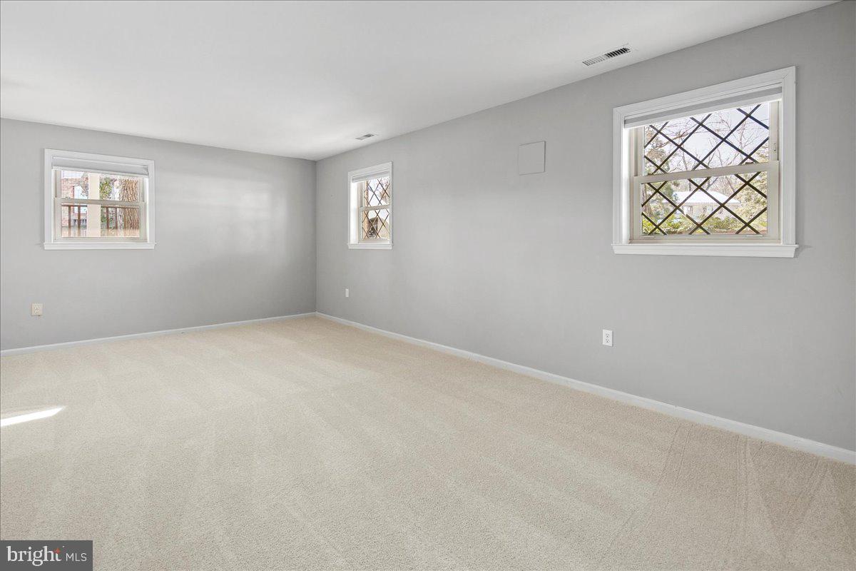 RIVERSIDE ESTATES - Residential