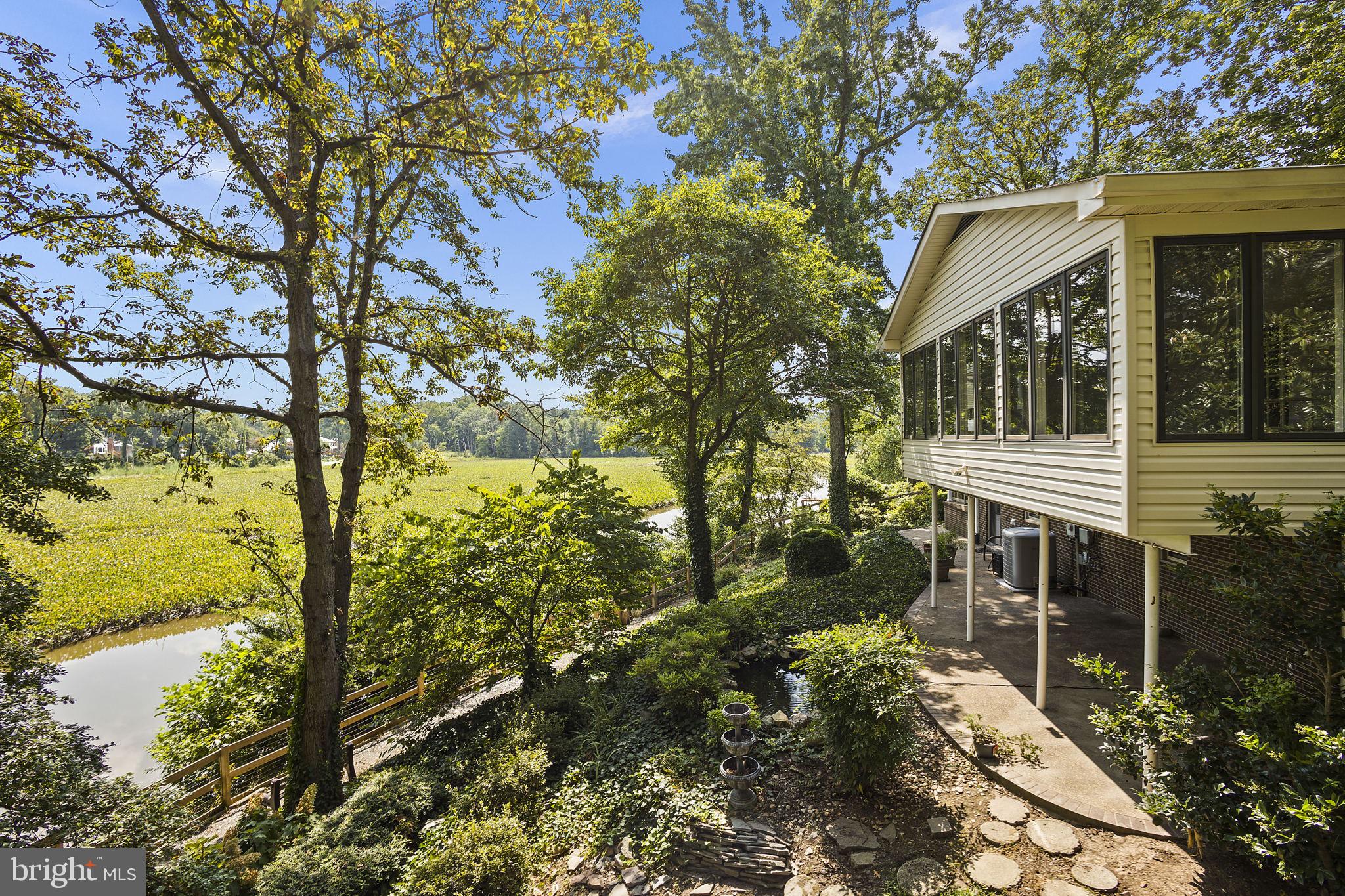 RIVERSIDE ESTATES - Residential