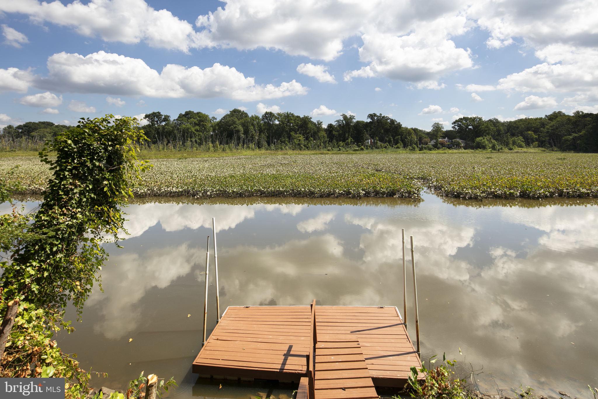 RIVERSIDE ESTATES - Residential