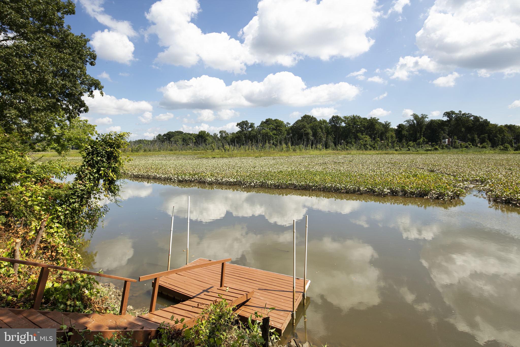 RIVERSIDE ESTATES - Residential