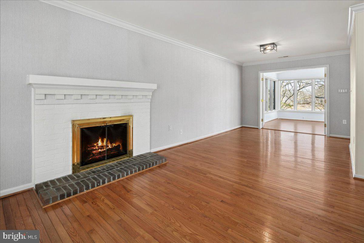 RIVERSIDE ESTATES - Residential