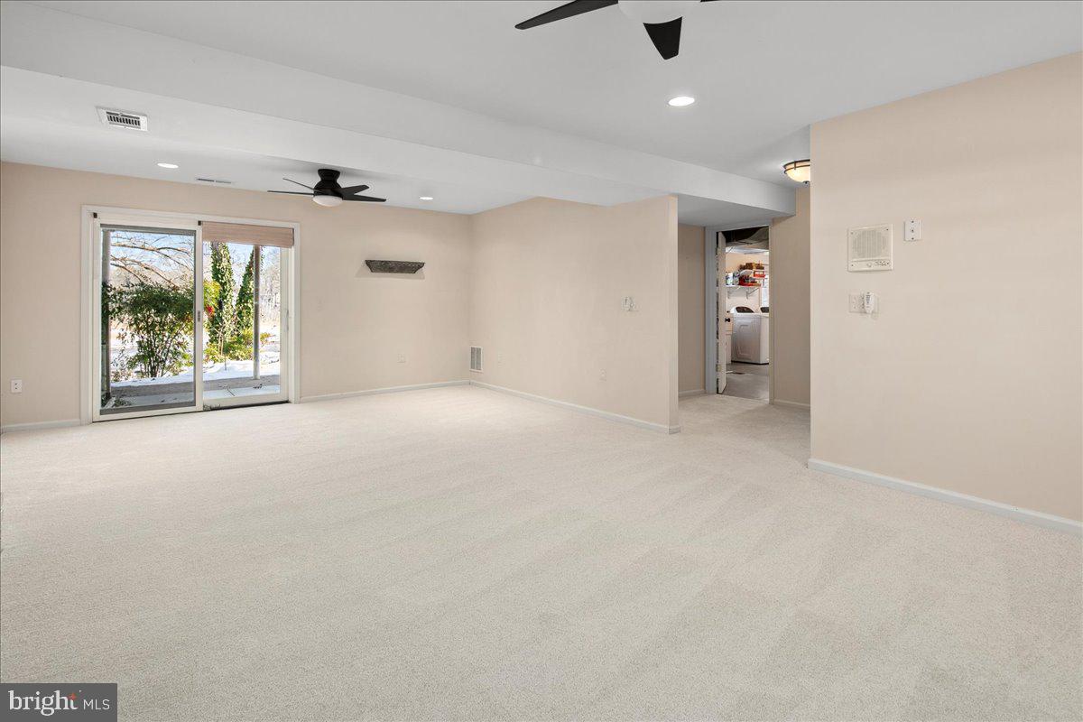 RIVERSIDE ESTATES - Residential