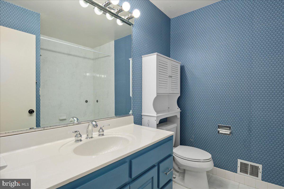 RIVERSIDE ESTATES - Residential