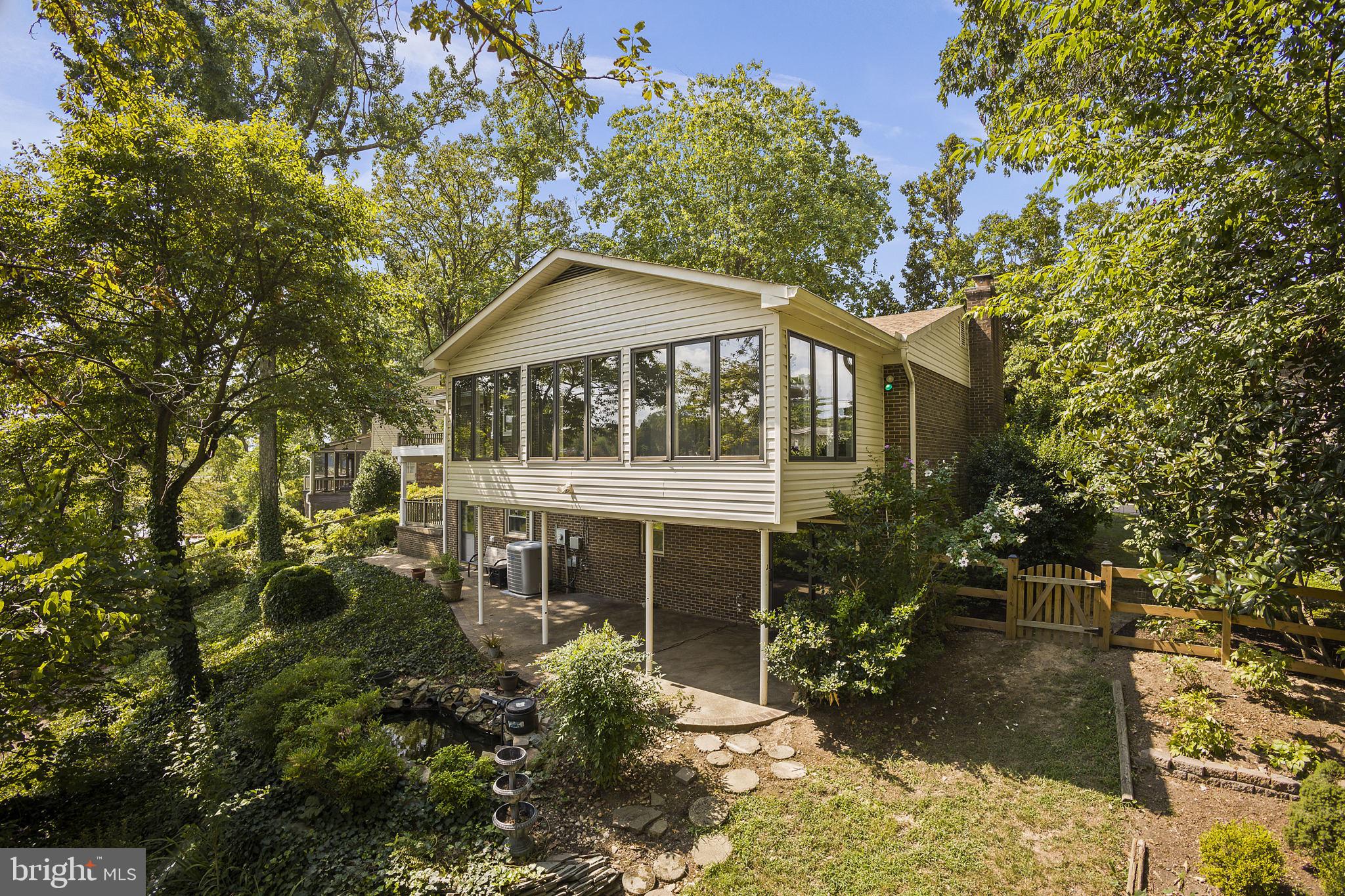 RIVERSIDE ESTATES - Residential