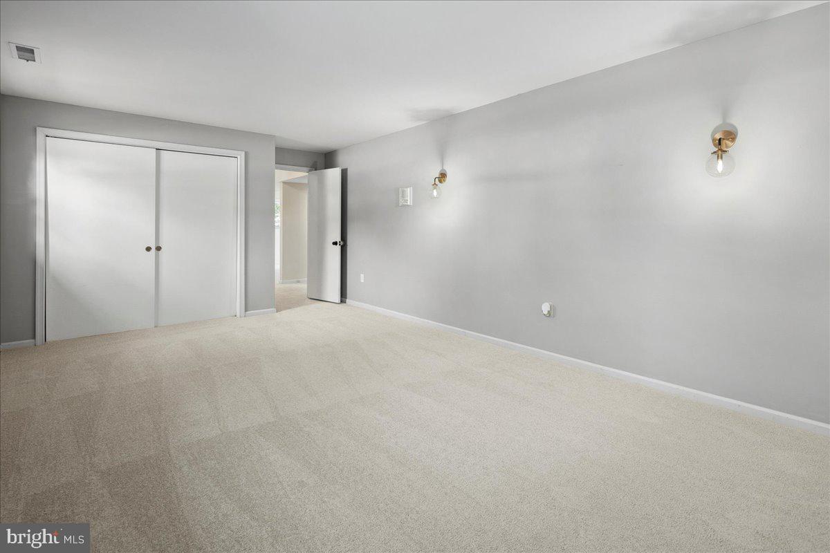 RIVERSIDE ESTATES - Residential