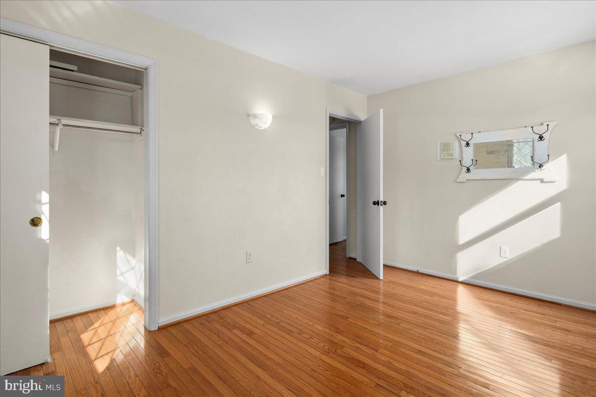 RIVERSIDE ESTATES - Residential