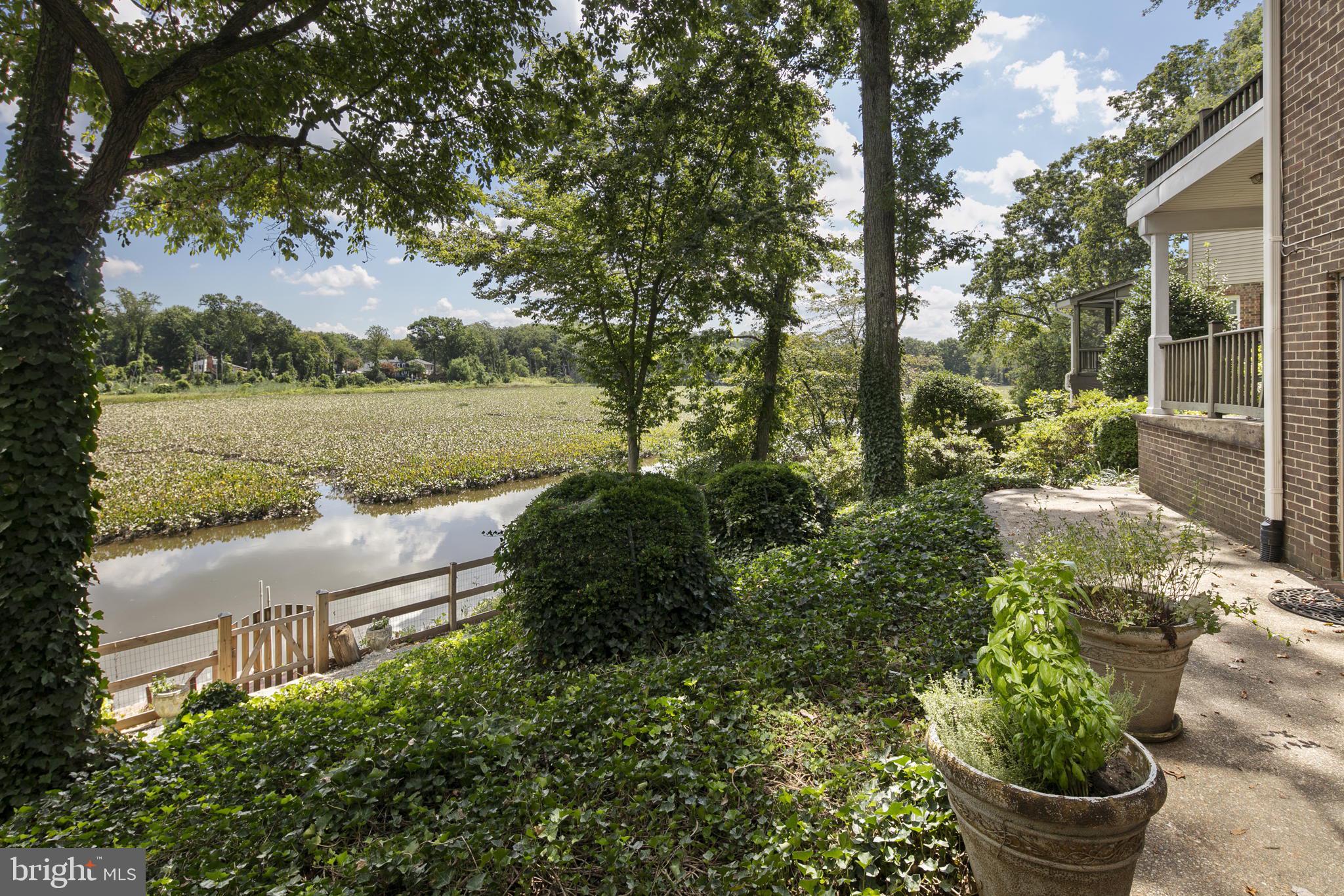 RIVERSIDE ESTATES - Residential