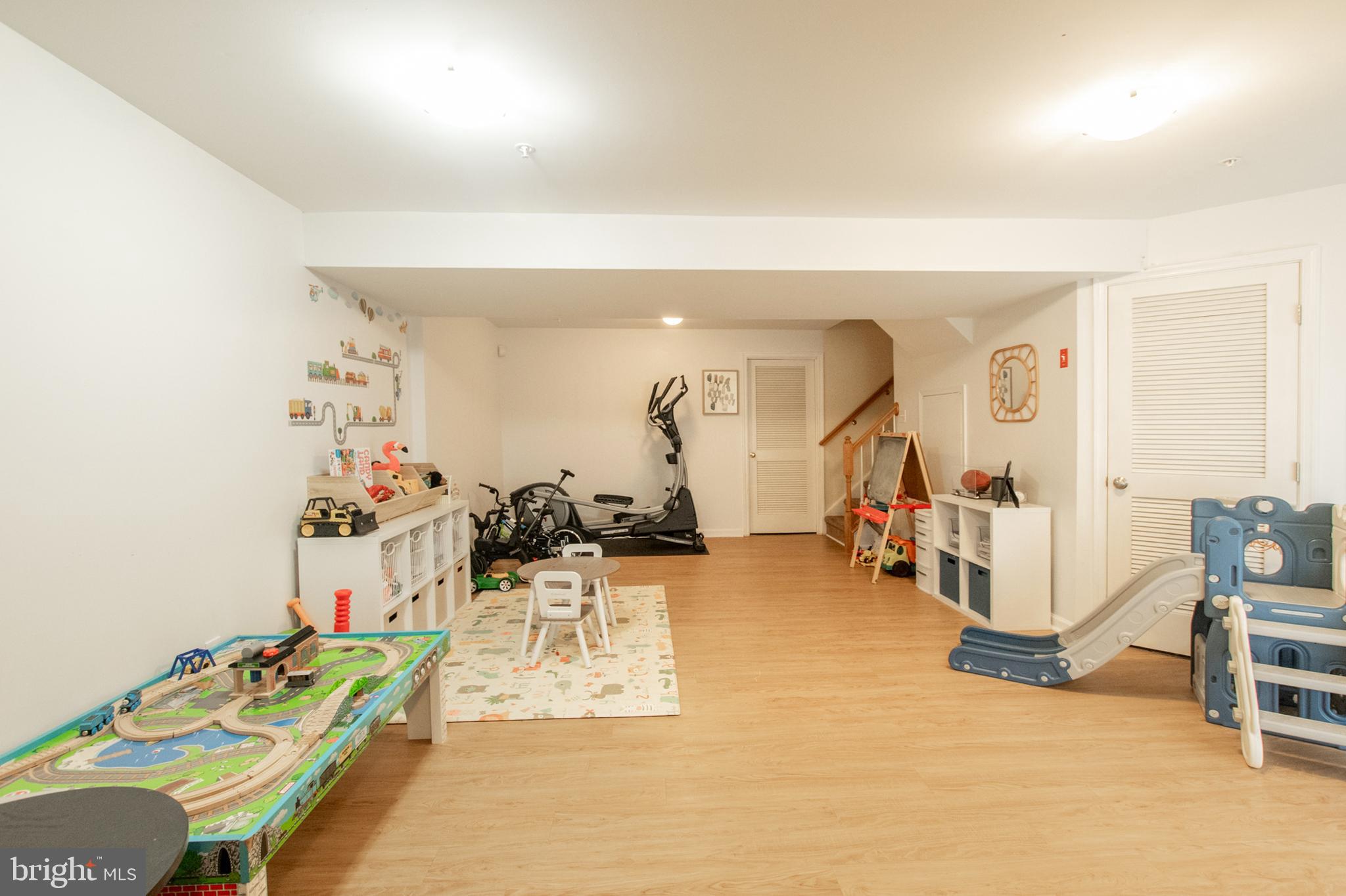 EXTON STATION - Residential