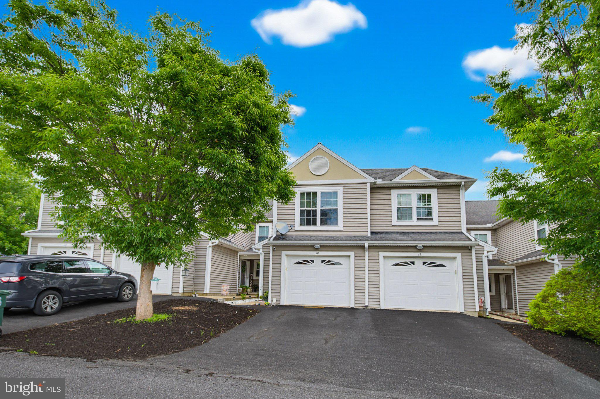 48 HARVEST ROAD UNIT 18