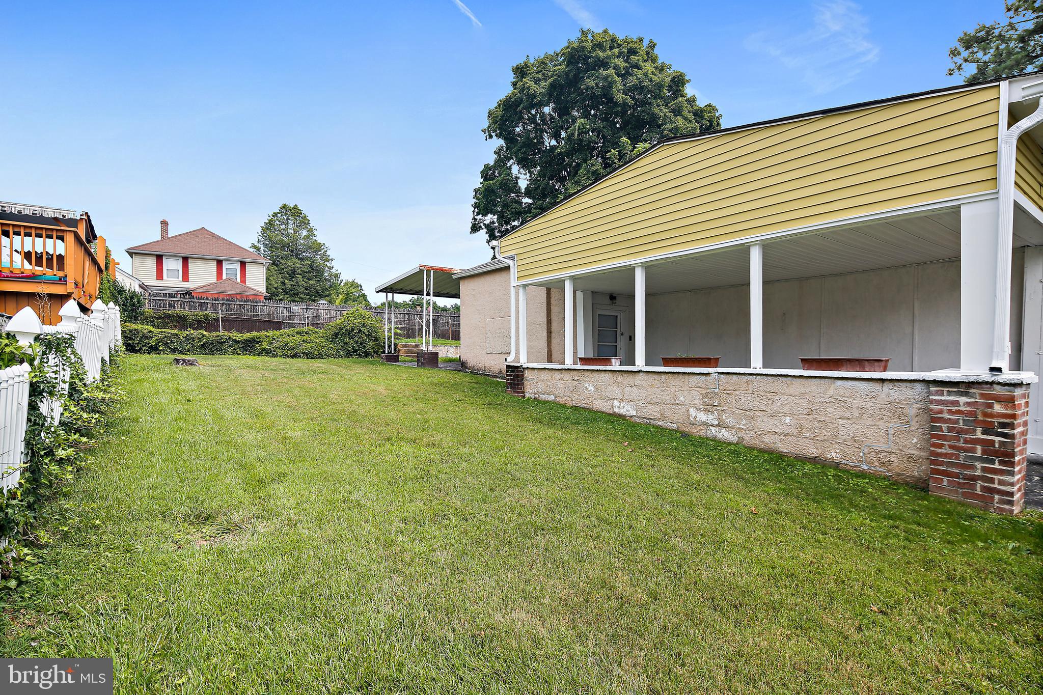 MIDDLE RIVER - Residential