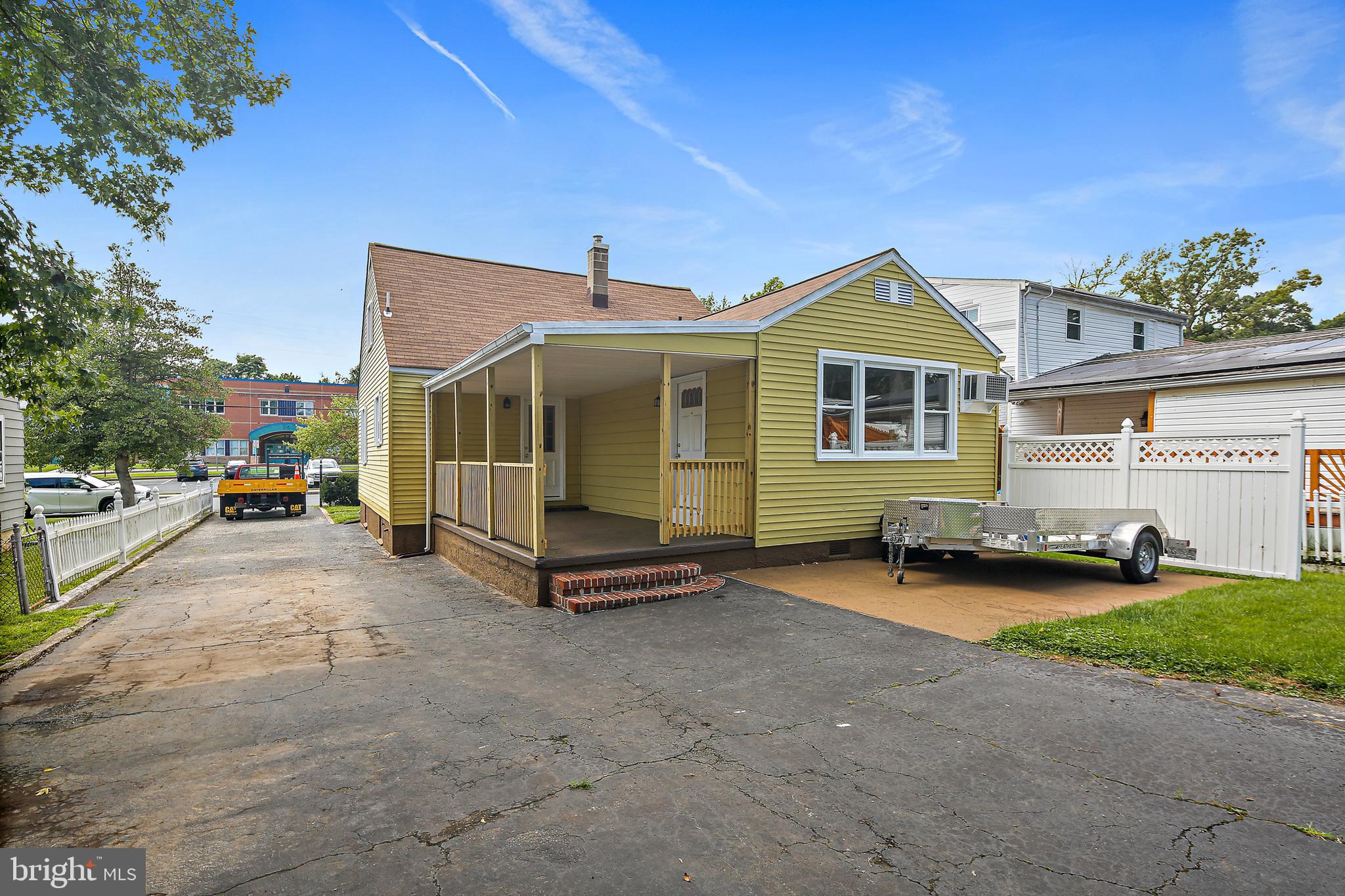 MIDDLE RIVER - Residential