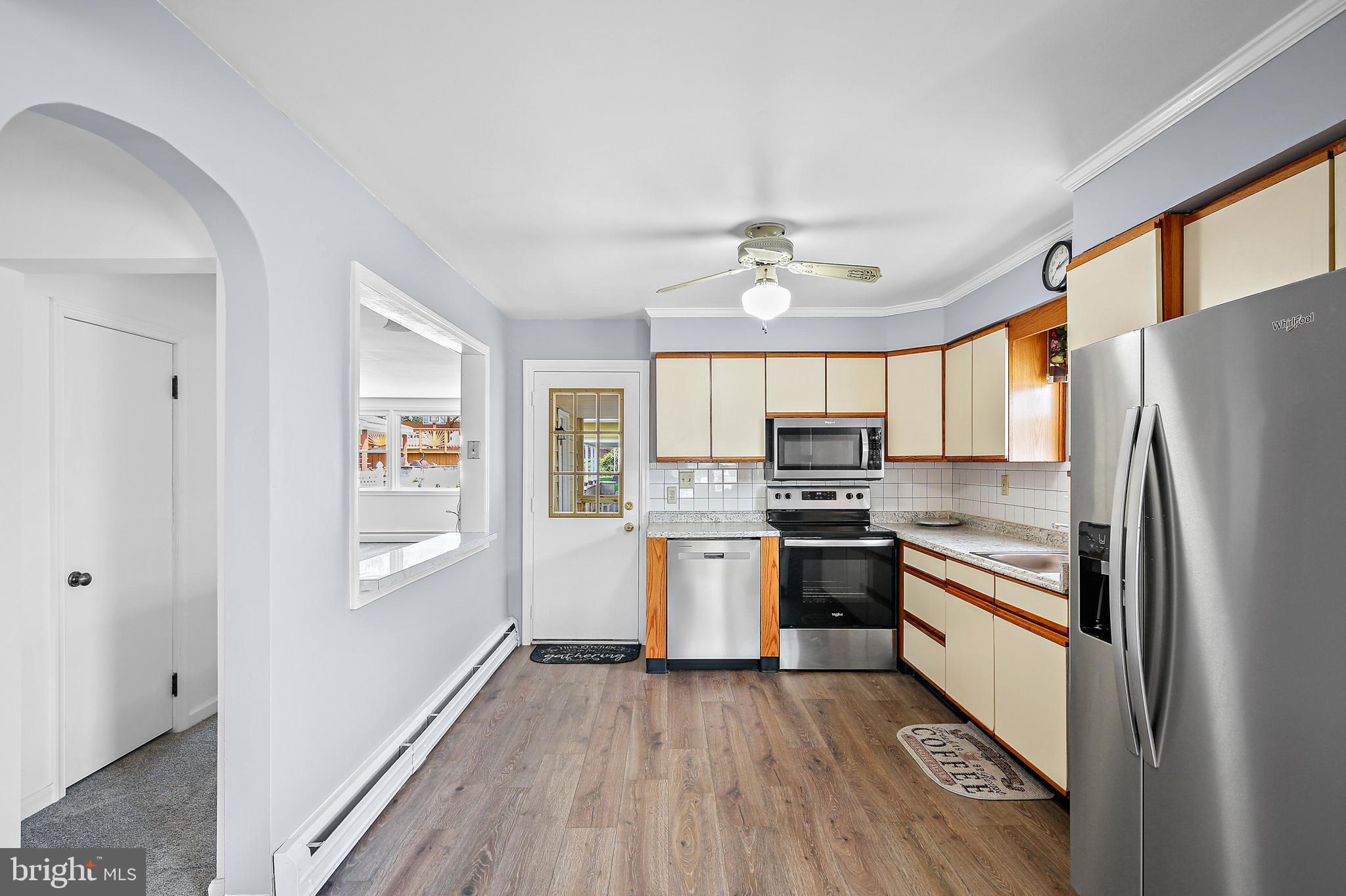 MIDDLE RIVER - Residential