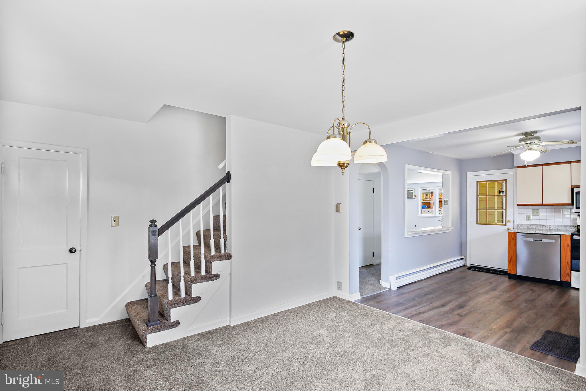 MIDDLE RIVER - Residential