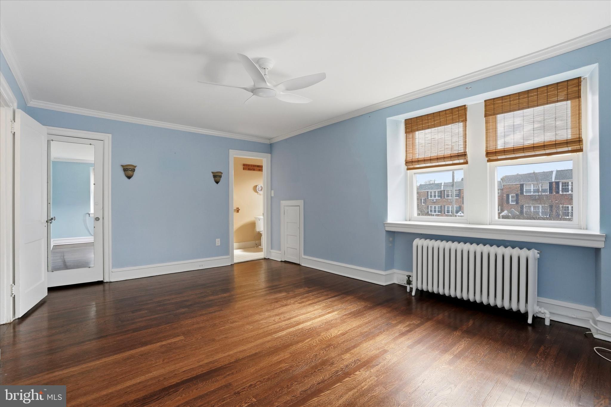 CHESTNUT HILL - Residential