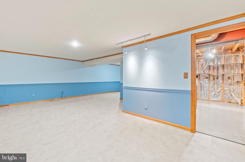 PARKVIEW TRAIL - Residential