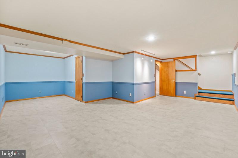 PARKVIEW TRAIL - Residential