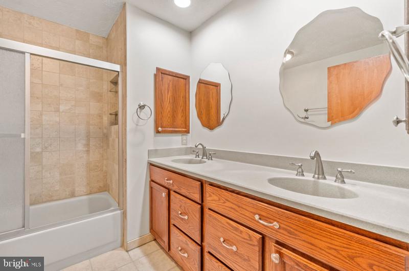 PARKVIEW TRAIL - Residential