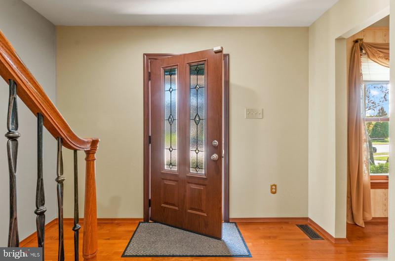 PARKVIEW TRAIL - Residential