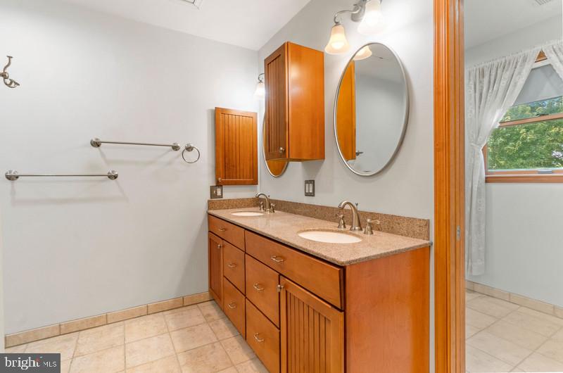 PARKVIEW TRAIL - Residential