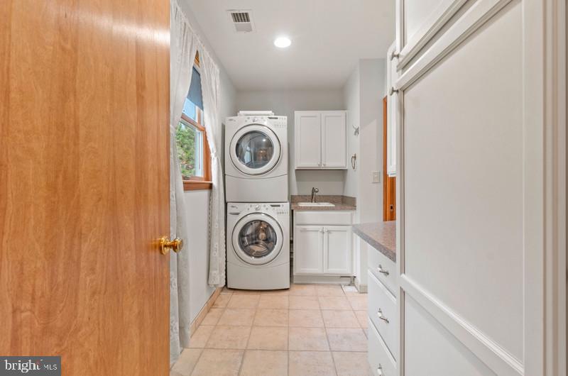 PARKVIEW TRAIL - Residential