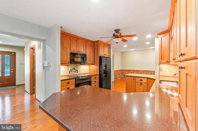 PARKVIEW TRAIL - Residential