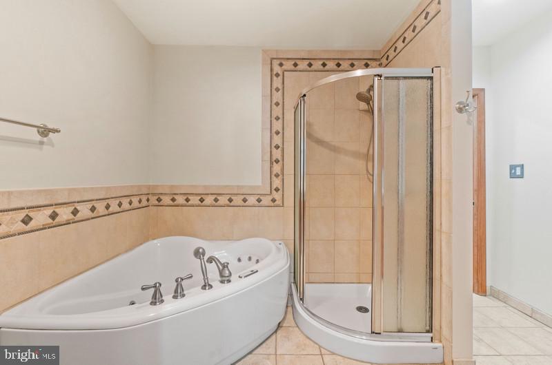 PARKVIEW TRAIL - Residential