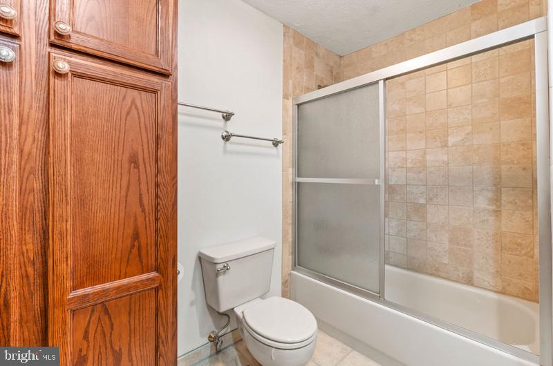 PARKVIEW TRAIL - Residential