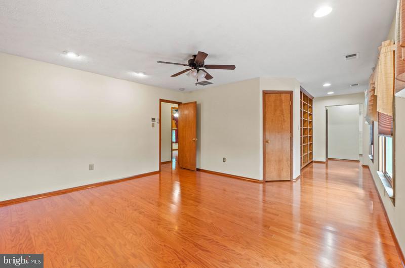 PARKVIEW TRAIL - Residential