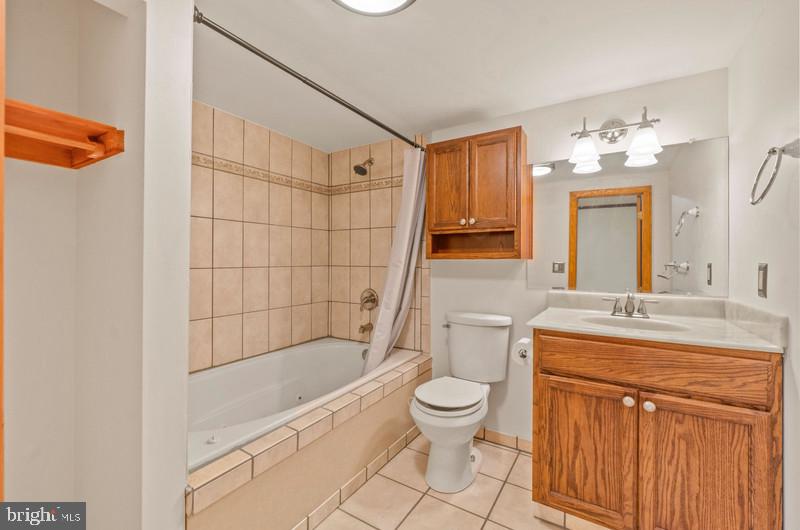 PARKVIEW TRAIL - Residential