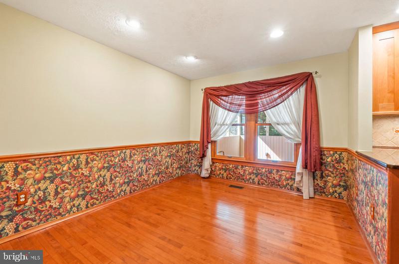 PARKVIEW TRAIL - Residential