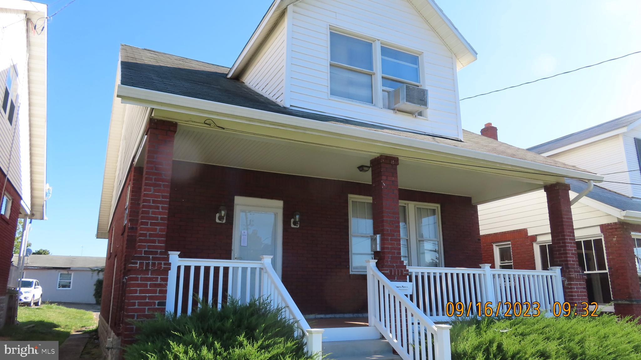 SOUTH END - Residential