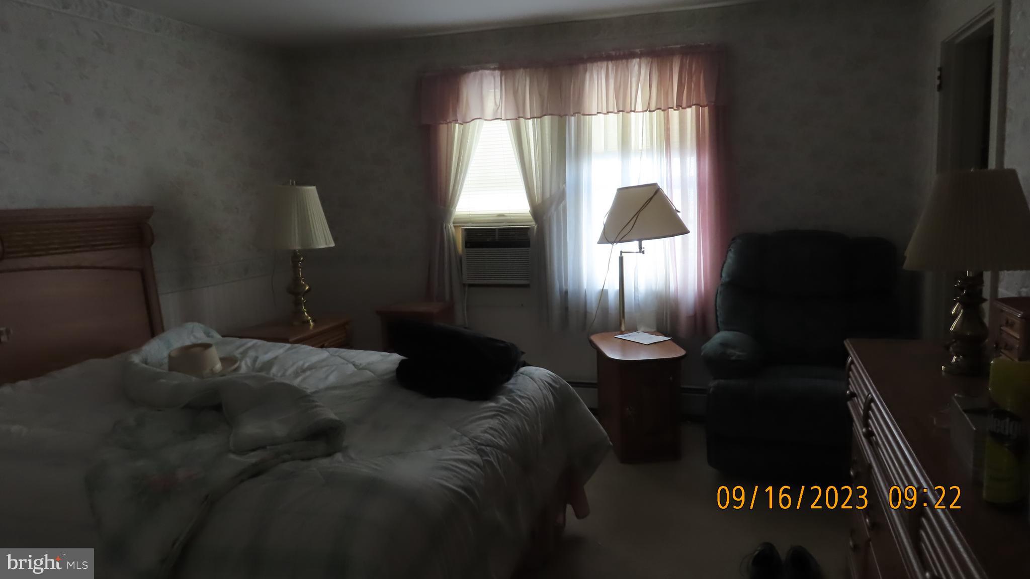 SOUTH END - Residential