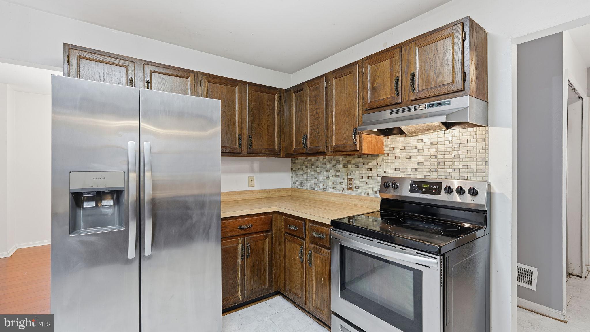 SHADOW WOODS - Residential