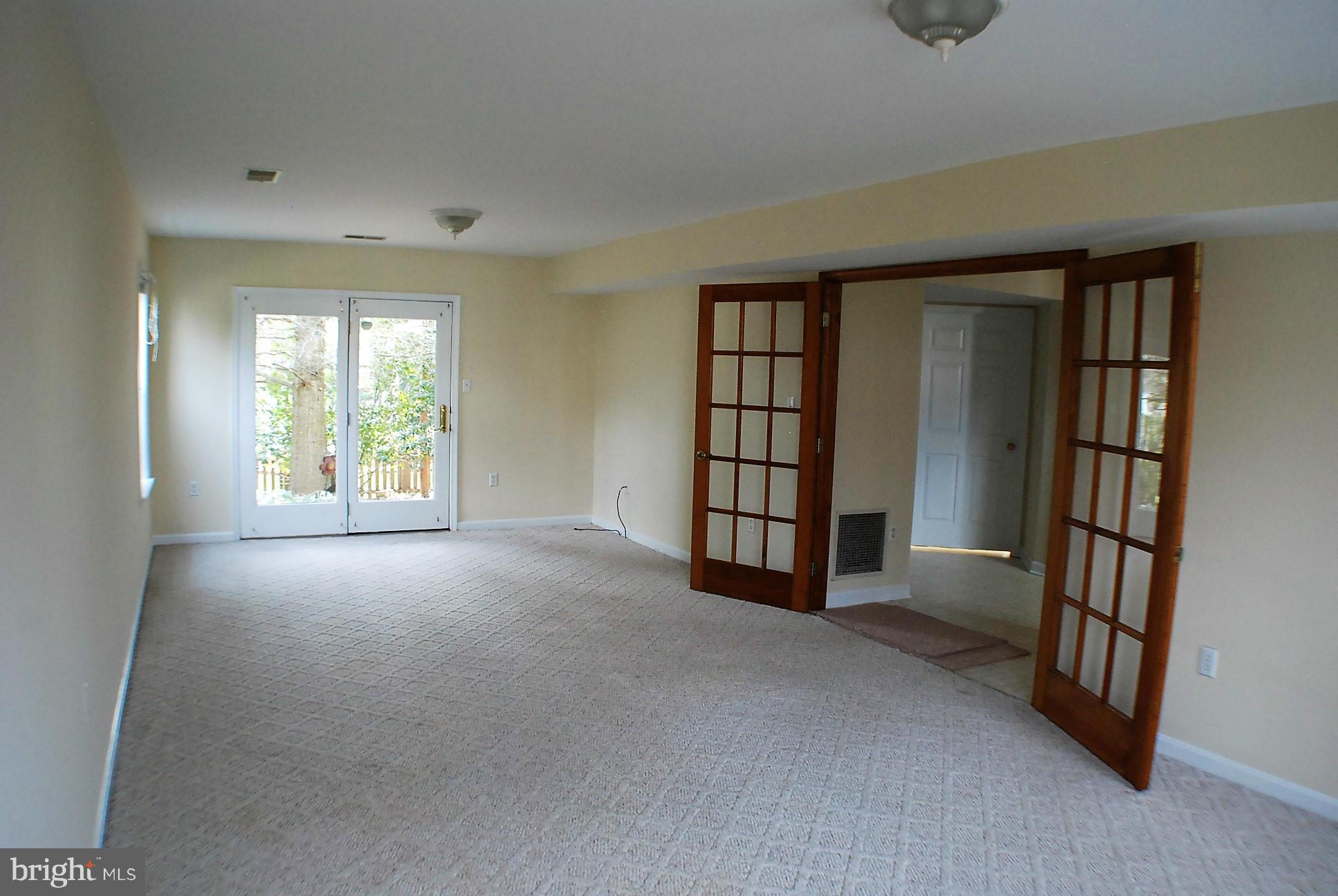 SPRING MILLS - Residential