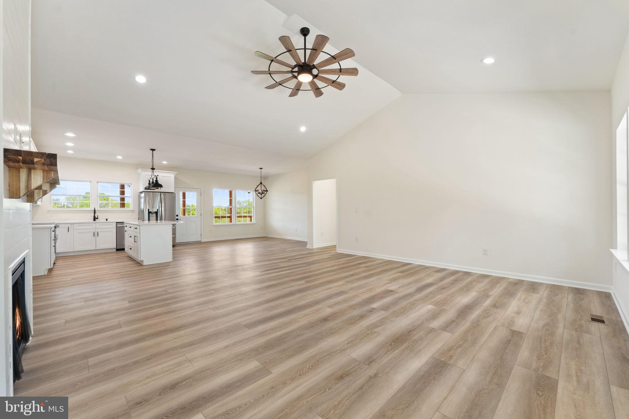 13075 BLACKWOOD FOREST DR