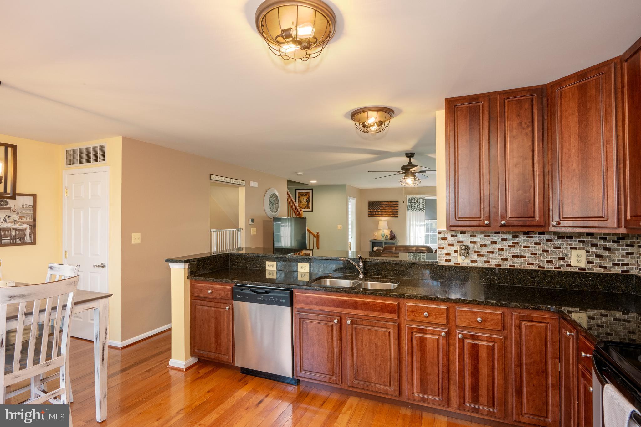 2308 QUILTING BEE ROAD