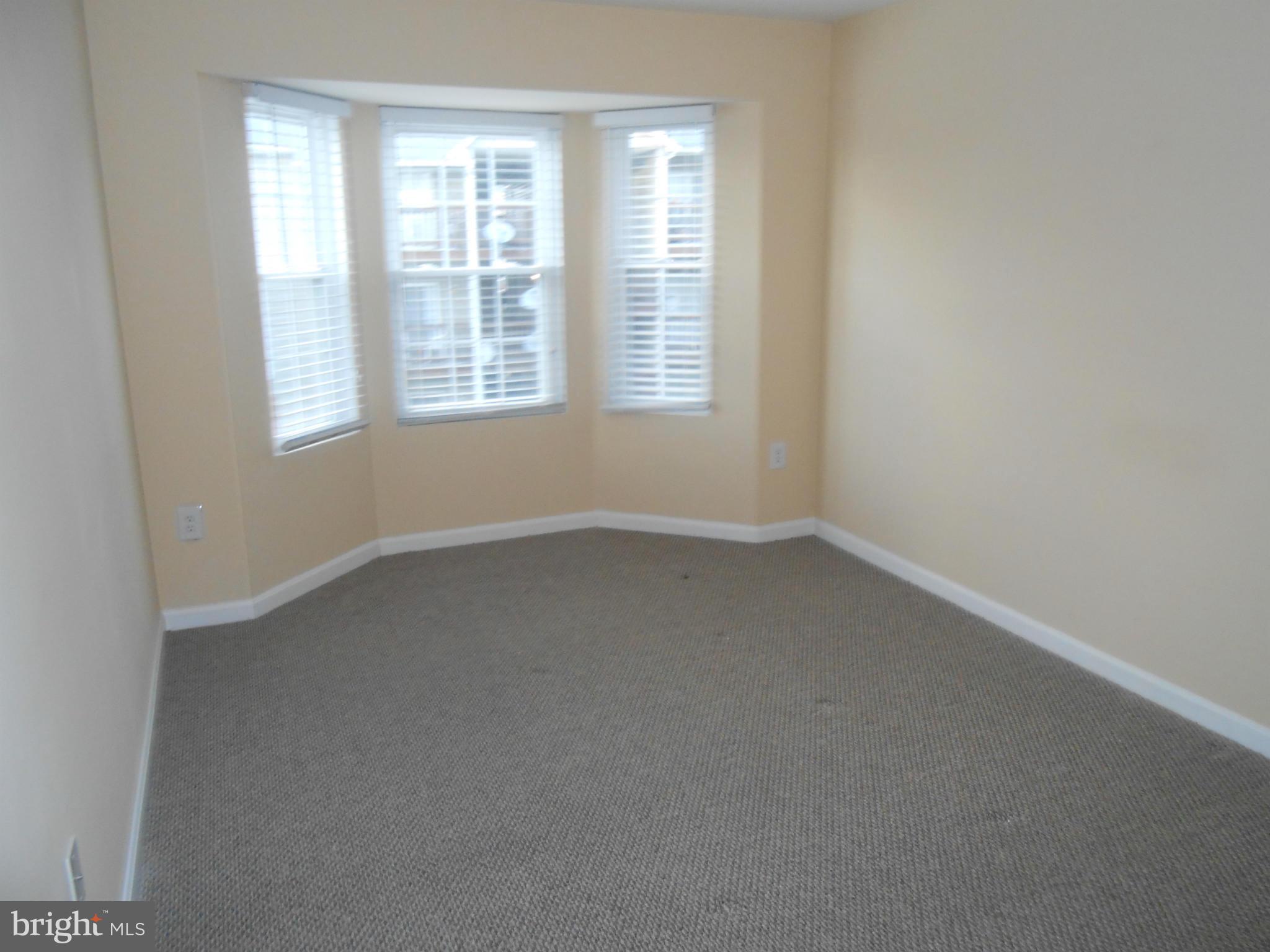 LAKESIDE - Residential Lease