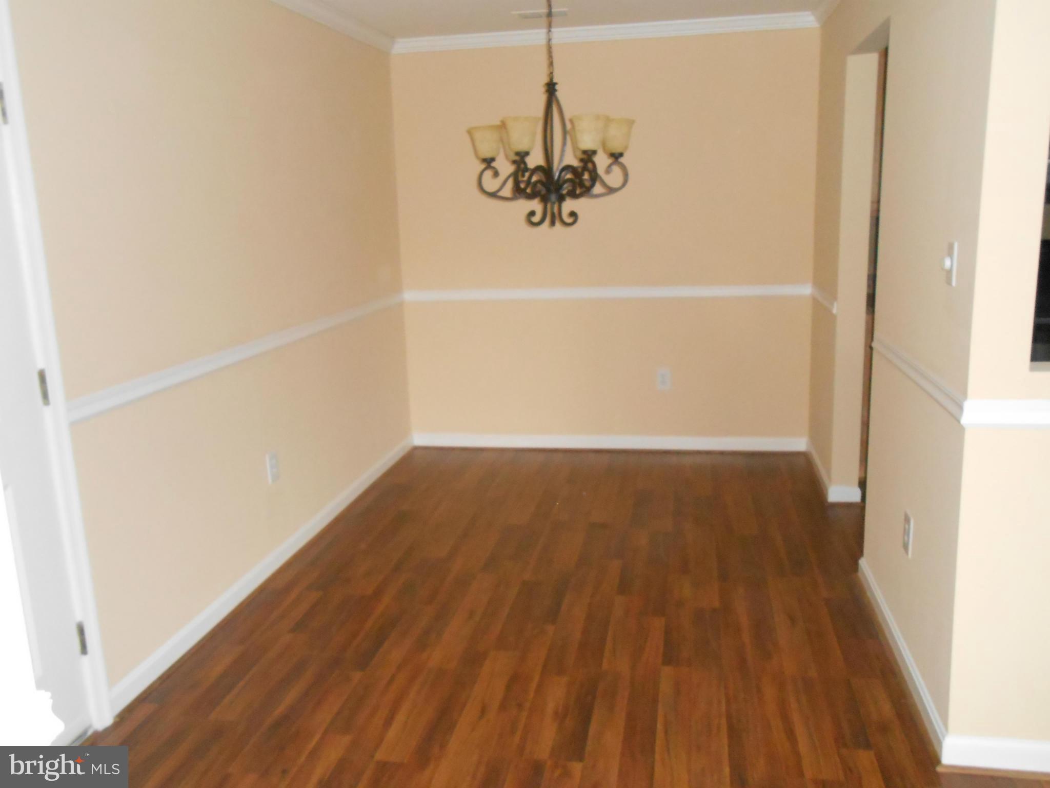 LAKESIDE - Residential Lease