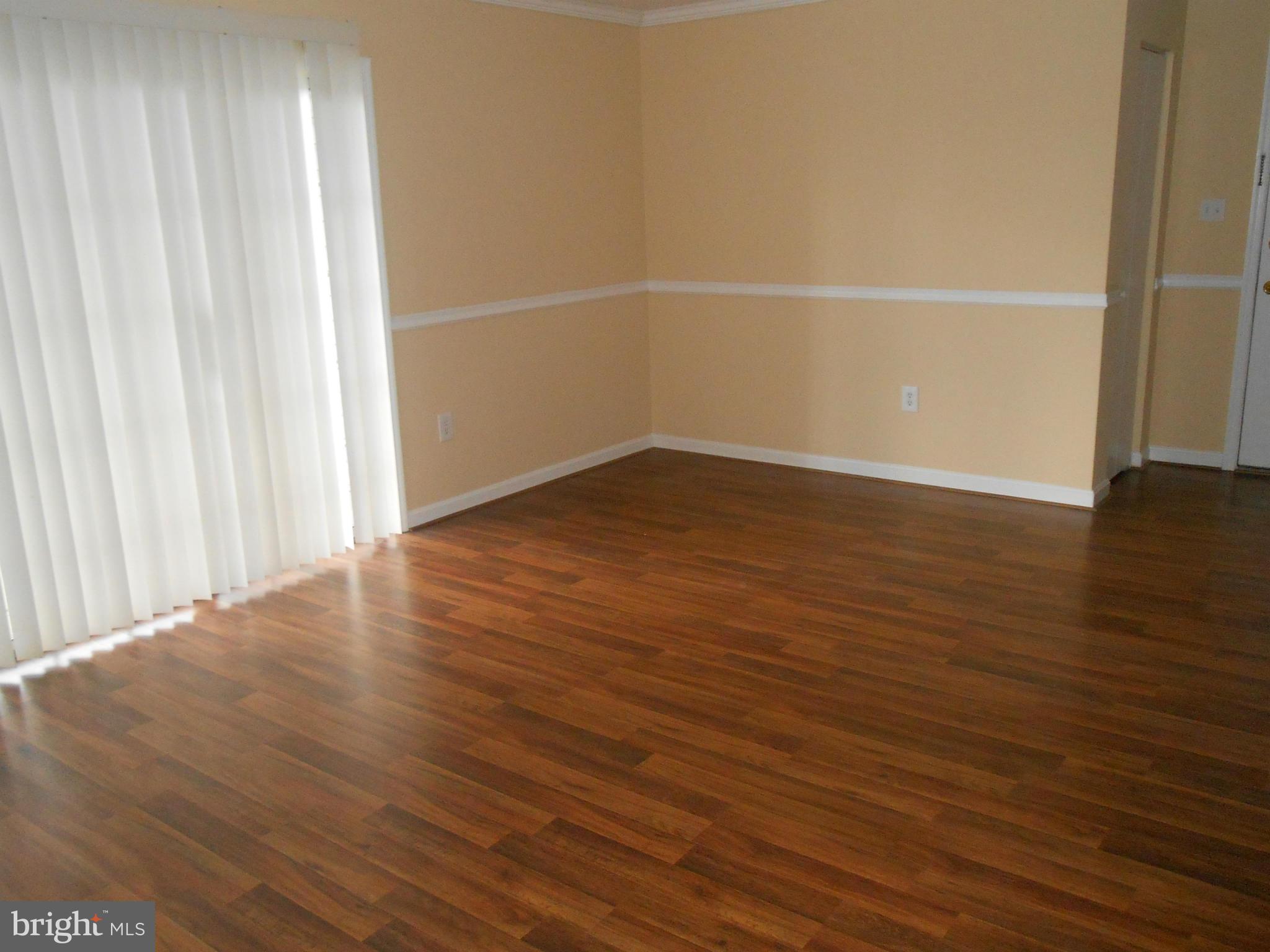 LAKESIDE - Residential Lease