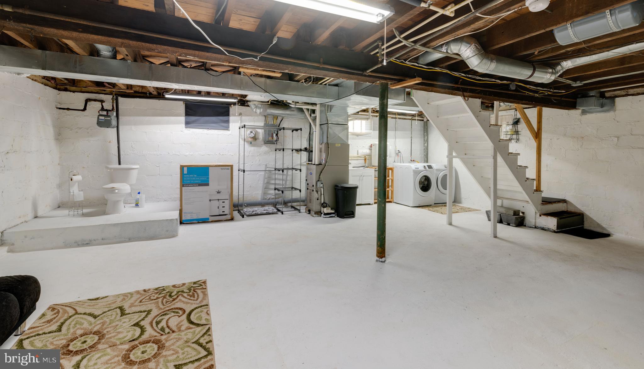 WOODLAWN - Residential