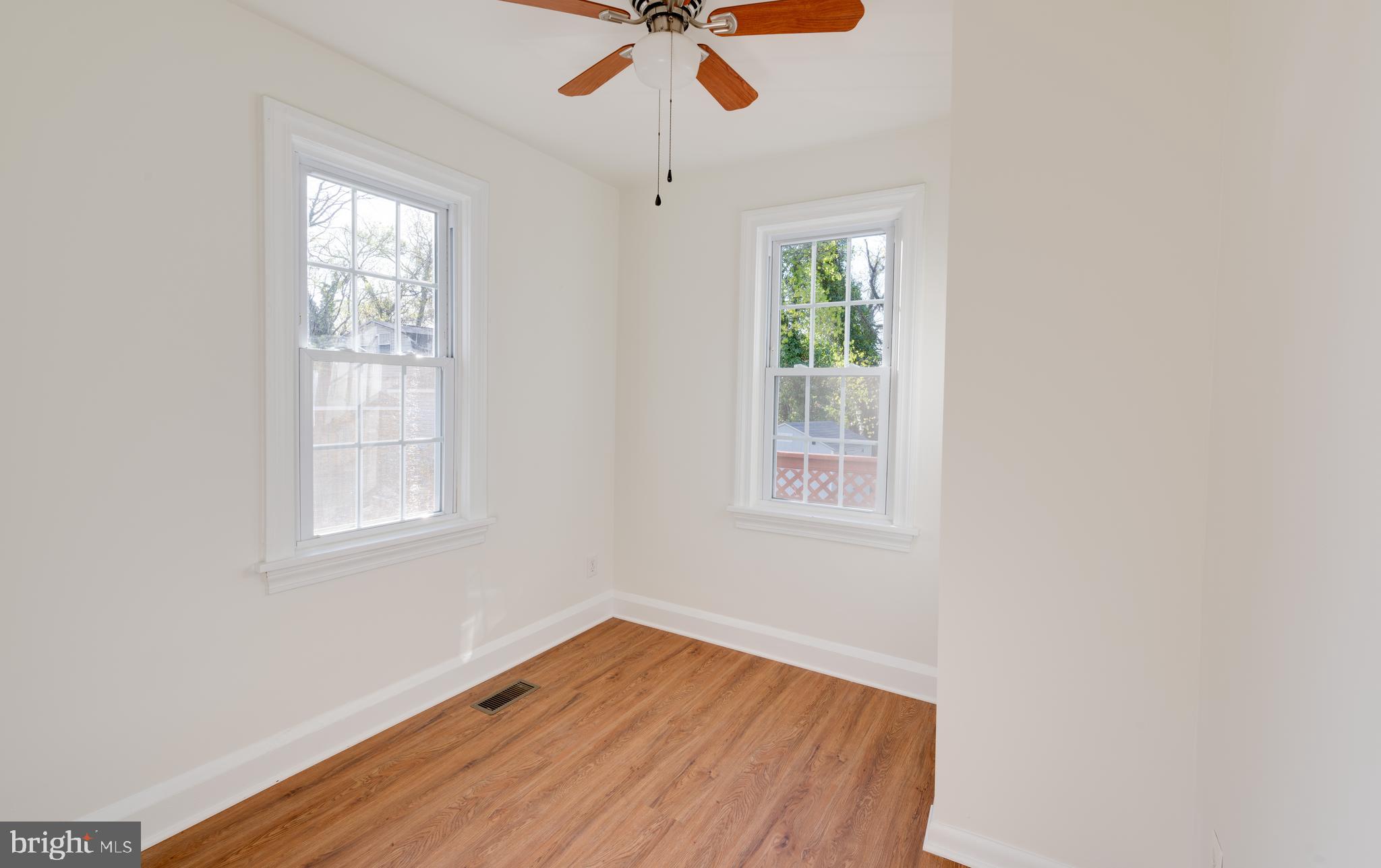 WOODLAWN - Residential