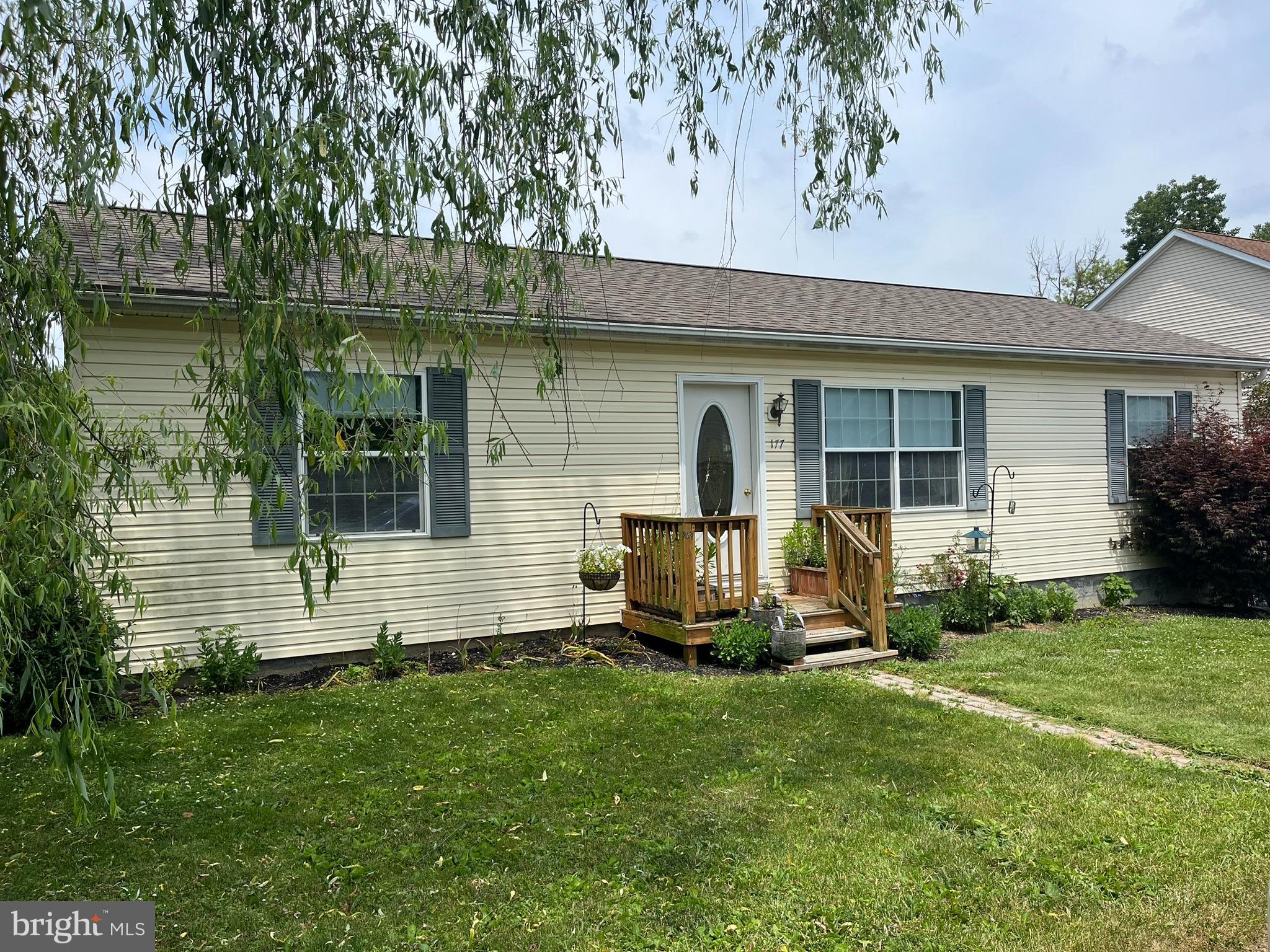 VALLEY VISTA - Residential