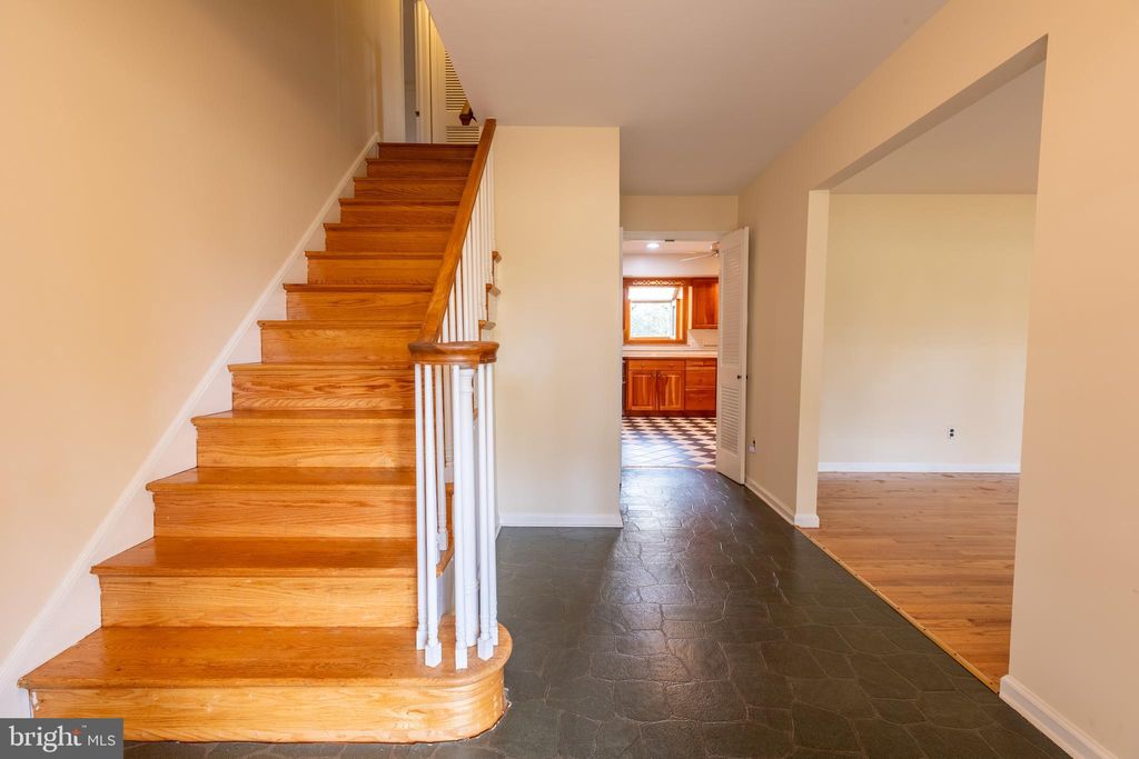 Photo of 21 Winterbury Circle, WILMINGTON, DE 19808 (MLS # DENC2092312)