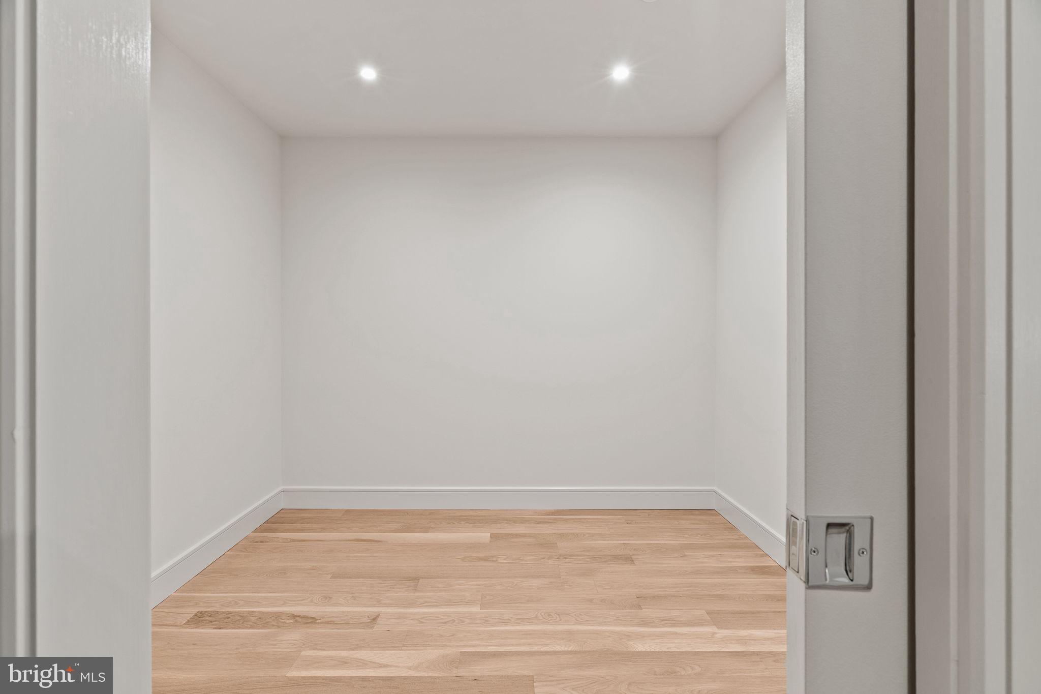 OLD CITY - Residential