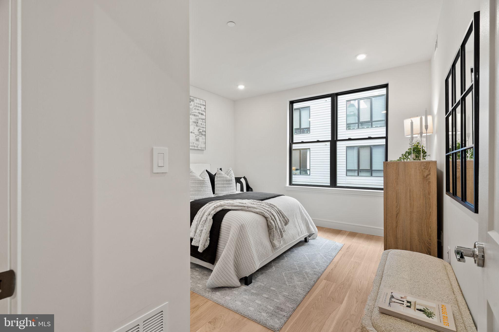 OLD CITY - Residential