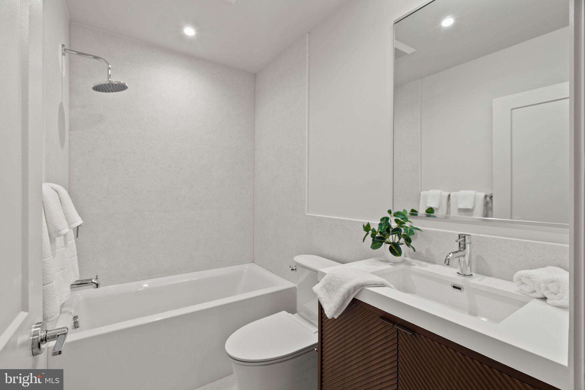 OLD CITY - Residential