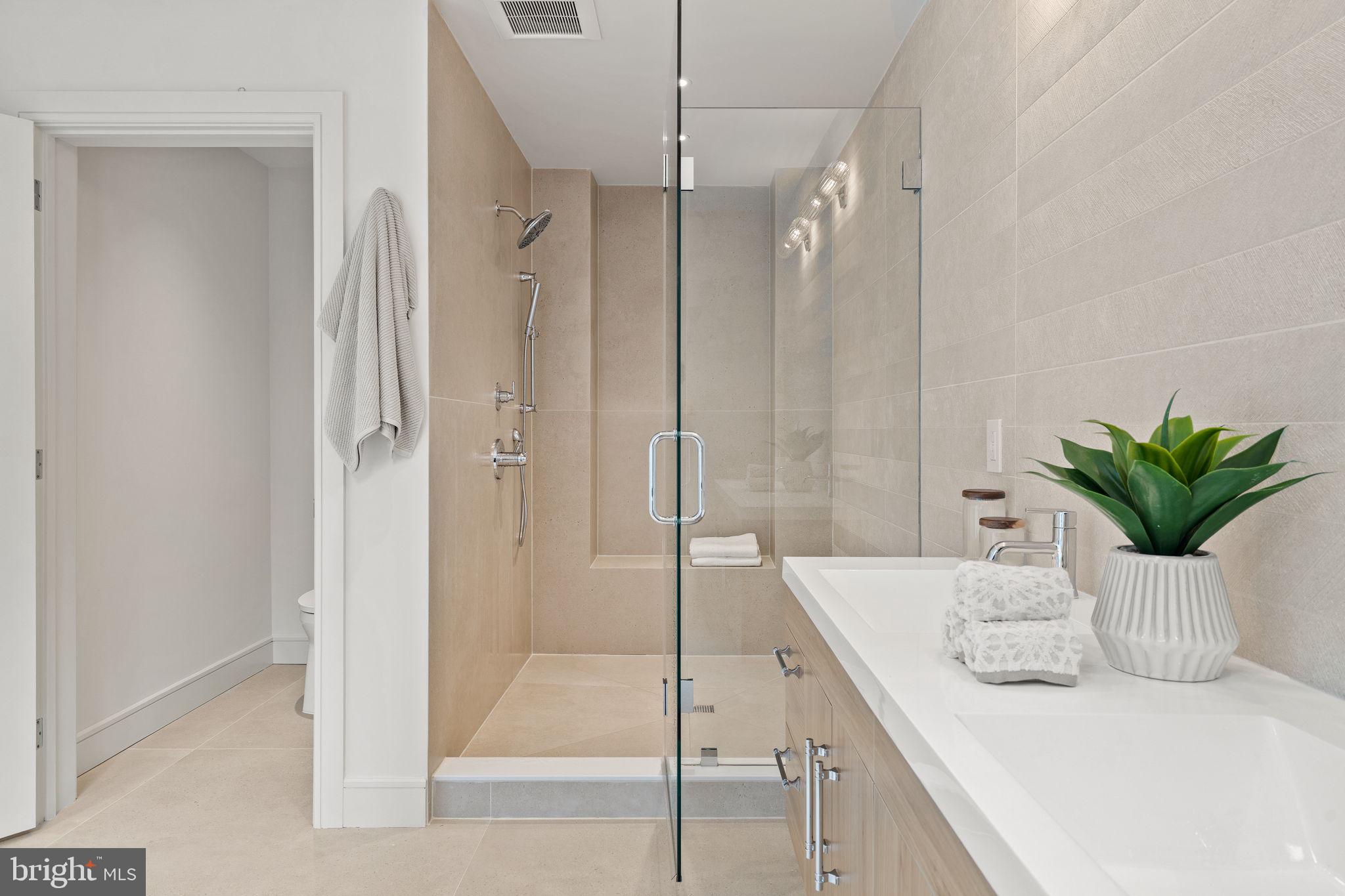 OLD CITY - Residential