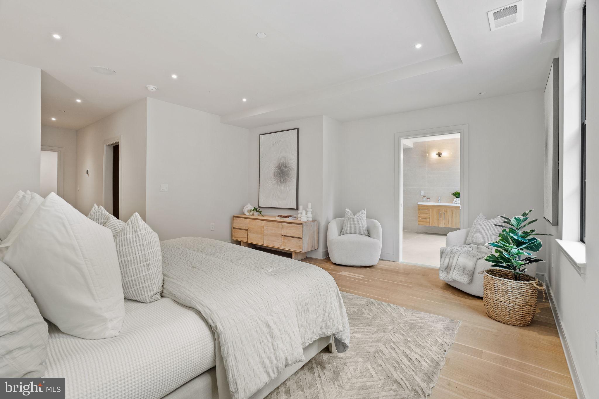 OLD CITY - Residential